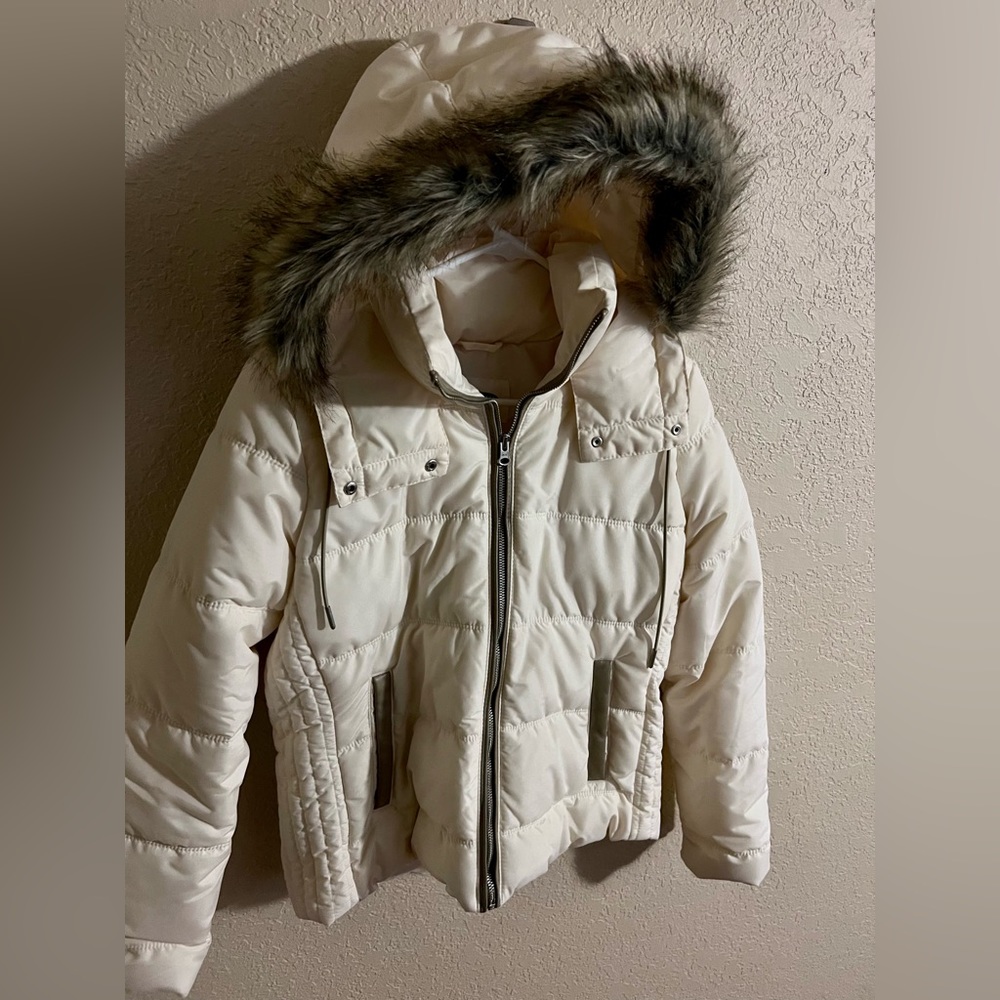White Puffer Jacket with Fur Hood